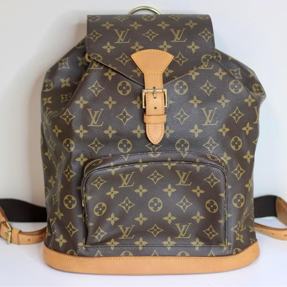 Louis Vuitton Handbags - SOLD ‼️Authentic Louis Vuitton Montsouris GM